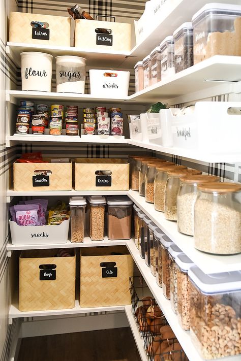 Pantry Storage Ideas Organizing, Remodel Pantry, Ikea Wardrobe Hack, Shelving Pantry, Storage Ideas Organizing, Professional Organizing Tips, Pantry Organization Hacks, Black Wire Basket, Pantry Storage Ideas