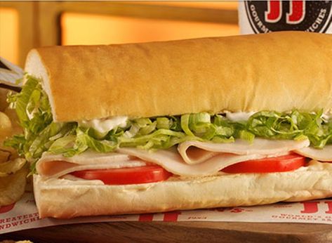 Best & Worst Sandwich at Jimmy John's | Eat This Not That Low Calorie Sandwich Recipes, Italian Hoagie Sandwiches, Low Calorie Sandwich, Eating Out Healthy, Beef Dips, Hoagie Sandwiches, Italian Hoagie, Turkey Tom, Restaurant Meals