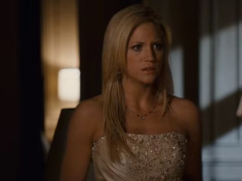 Prom Night 2008 Movie, Brittany Snow Makeup, Brittany Snow Blonde, Britanny Snow, Brittany Snow Strawberry Blonde, Brittany Snow, Prom Night, Pitch Perfect, Blonde Women