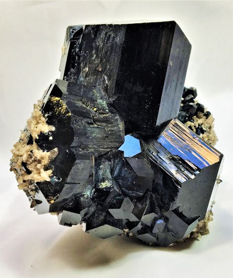 Black Tourmaline Stone Waterfall, Feeling Grounded, The Root Chakra, Black Tourmaline Crystal, Types Of Crystals, Material Textures, Mineral Stone, Crystal Stones, Crystal Decor