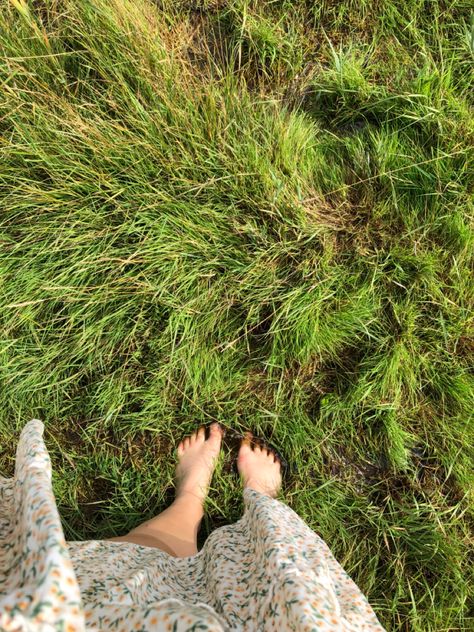 i stand on the field, my feet digging into the wet dirt, and hope i grow as the grass does Feet In Grass Grounding, Fragile Sanctuary, Grass Drawing, 2024 Moodboard, 2025 Goals, Summer Energy, Grass Painting, Yoga Aesthetic, Picnic Aesthetic