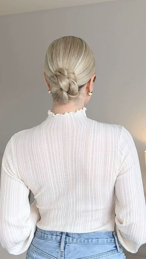 33K views · 279 reactions | A quick and easy low bun tutorial💗 I love this hairstyle because it can easily be dressed up or down #updo #updohairstyles #updostyles #updotutorial #bunhairstyle #lowbun #sleekbun #longhairstyles #bridalhair #bridalhairstyle #hairvideos #hairvideo | Alex Gaboury | Jungle · I've Been In Love Easy Low Bun Tutorial, Low Bun Tutorial, Low Bun Tutorials, Alex Gaboury, Easy Low Bun, Office Hairstyles, Sophisticated Hairstyles, Hair Bun Tutorial, Soft Beauty