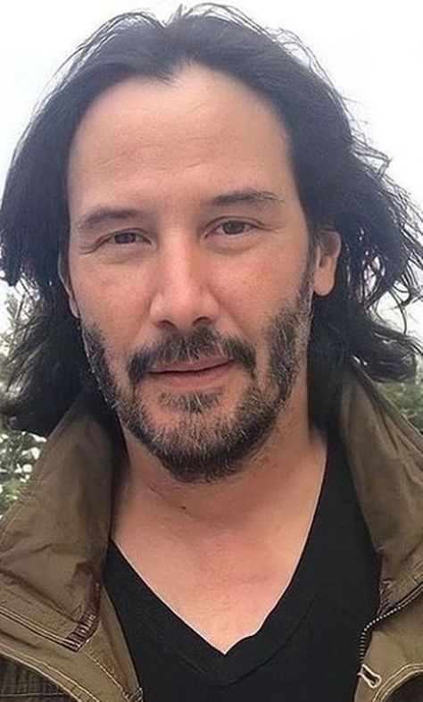 Keanu Reeves Body, Keanu Reeves News, Keanu Reeves Pictures, Love Call, Keanu Reeves Life, Keanu Reeves Quotes, Keanu Reeves John Wick, Radio Usa, Women's Bags By Usage