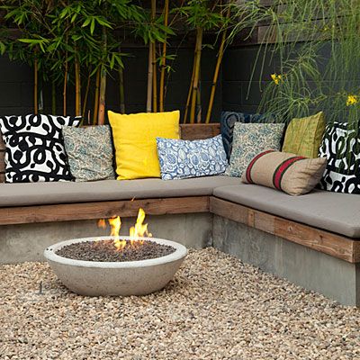 Gas firepit housed in a concrete "wok". Backyard Buildings, Seating Ideas, Outdoor Seating Area, Backyard Seating, Garden Makeover, Backyard Fire, Small Yard, Fire Pit Backyard, Backyard Makeover