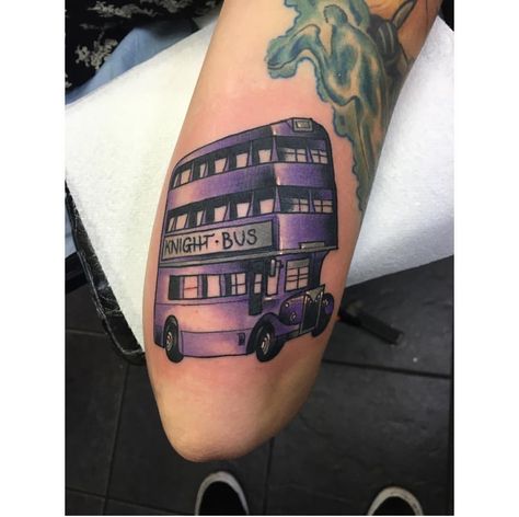 The Knight Bus tattoo! Love!! Bus Tattoo, Tattoo On Face, Harry Potter Tattoo Sleeve, Knight Bus, Harry Tattoos, Hp Tattoo, Harry Potter Tattoos, Harry Potter Tattoo, Face Tattoos