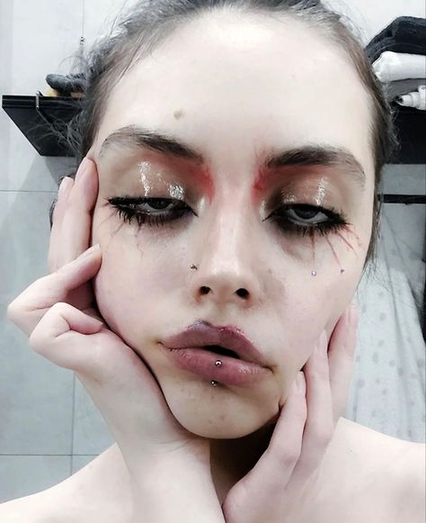 Funky Makeup, Vampire Bride, Drag Make-up, Punk Makeup, Alt Makeup, Swag Makeup, Alternative Makeup, Photographie Portrait Inspiration, Being Creative