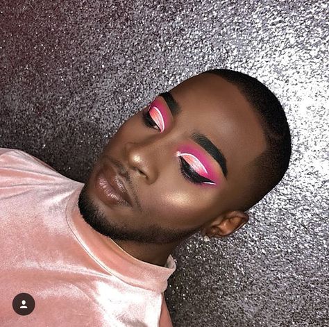 Bold Eyeshadow, Bad Makeup, Bold Makeup Looks, Drag Makeup, Bold Eyes, Black Makeup, Makeup On Fleek, Male Makeup, Dramatic Makeup