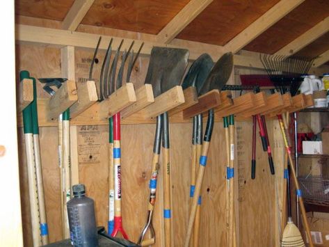 Lawn Tool Storage, Garage Shoe Storage, Tool Shed Organizing, Tool Storage Ideas, Shed Shelving, Storage Building Plans, Organized Garage, Garage Designs, Garden Tool Rack