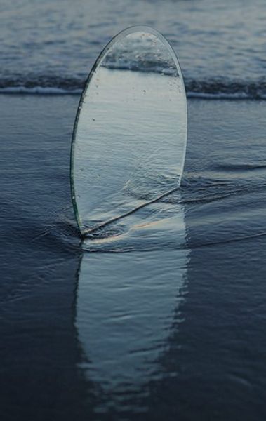 Beach Mirror Photography, Water Mirror Photography, Beach Reflection Photography, Water Reflection Photography, Beach Mirror, Water Mirror, Arte Jazz, Water Shoot, Mirror Photography