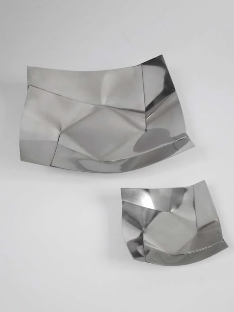 Bruno Munari; Polished Nickel Silver 'Maldeve' Bowls for Danese, 1960. Metal Objects Design, Shiny Metal Objects, Futuristic Product Design, Bruno Munari Lamp, Silver Metal Modernist Cuff Bracelet, Modernist Silver Metal Cuff Bracelet, Ceramic Tableware, Material Design, Italian Style