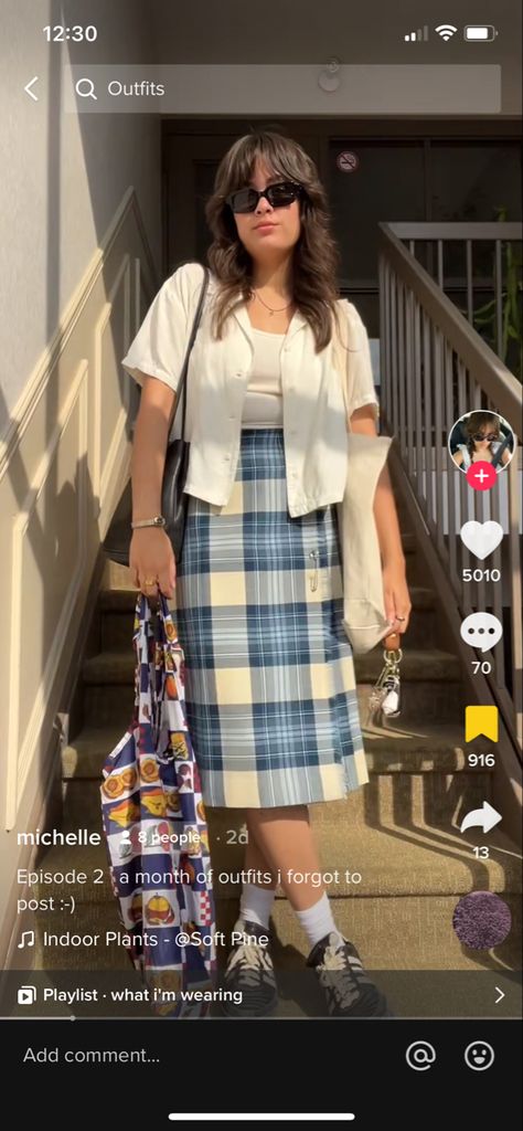 Tartan Skirt Outfit, 30 Outfits, Tartan Skirt, Blue Tartan, Skirt Outfit, Office Outfits, Skirt Outfits, Tartan, Ootd