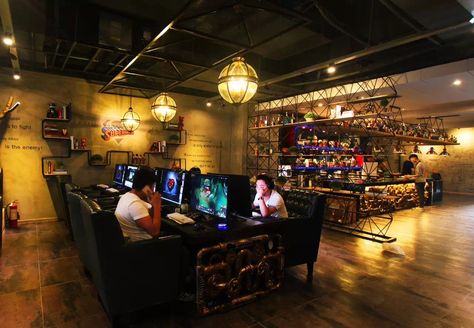 Internet cafe in Hua guy yuan Gaming Cafe Aesthetic, Internet Cafe Aesthetic, Gaming Cafe Design, Internet Cafe Interior, Internet Cafe Design, Gaming Cafe, Gaming Lounge, Game Cafe, Arcade Room