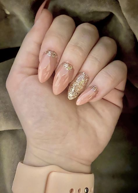 Gel Polish For Wedding, Nails For Shaadi, Haldi Nails, Nude Pink Nails With Glitter, Nude Bridal Nails, Formal Nails Classy, Matric Nails, Bridal Nails Almond Shape, Gold And Nude Nails