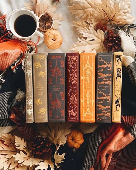 Classic Books For Fall, Fall Bookish Aesthetic, Books Autumn Aesthetic, Books For Autumn, Fall Books Aesthetic, Autumn Reading Aesthetic, Autumn Books To Read, Autumn Book Aesthetic, Fall Aesthetic Books