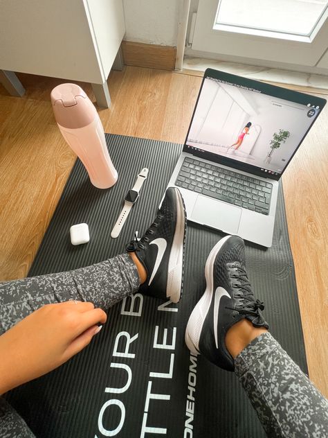 Working Out From Home Aesthetic, Workout Aesthetic Home, Working Out At Home Aesthetic, Hiit Aesthetic, At Home Workout Aesthetic, Home Workout Aesthetic, 2024 Manifestation, Hiit At Home, Workout Pics