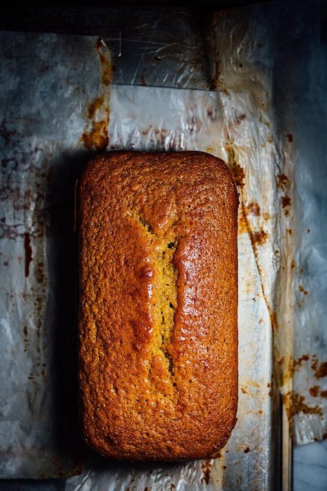 burnt honey and earl grey tea pound cake — Nik Sharma Banana Gingerbread, Burnt Honey, Russian Honey Cake, Early Grey, Swiss Rolls, Maillard Reaction, Honey Cake, Fortnum And Mason, Grey Tea