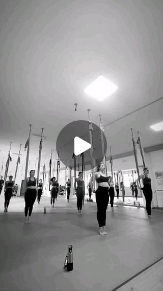 Aerial Yoga Practice on Instagram: "AERIAL YOGA CLASS  🔻Check out the link on Bio for Aerial Yoga Courses, Teacher Training, Discounts and more!   Let's build a fantastic #aerialyoga community:  ❤Join us following this account  ❤Tag us to repost you and inspire others  🙏🏽 @clapsi_  ⚠️Some of the videos are pretty advanced, please respect yourself and your practice, if you want to do something you see here and don't have enough experience ask for help from a professional.   #aerialyogapractice #aerialyogatips #aerialyogaonline #flyingyoga #yogafly #yogaswing #antigravityyoga #aeroyoga #zerogravityyoga #gravityyoga #antigravityfitness #aerialfitness #aerialinspiration #aerialnation #yogahammock #aerialyogaflow #aerialyogahammocktrics #aerialyogasequence #aerialyogalove #aerialyogahammock Aerial Yoga Videos, Anti Gravity Yoga, Flying Yoga, Aerial Yoga Hammock, Aerial Yoga Poses, Yoga Hammock, Aerial Fitness, Yoga Poses Advanced, Aerial Yoga