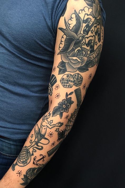 Old School Sleeve, Old School Tattoo Sleeve, Tato Flash, Tato Tradisional, Tattoo Sleeve Filler, Hipster Tattoo, Traditional Tattoo Old School, Realistic Tattoo Sleeve, Traditional Tattoo Sleeve