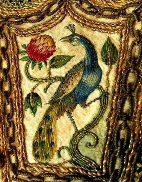 17th century embroidery at the Royal Armoury in Sweden Baroque Embroidery, Historical Embroidery, Victorian Embroidery, Historical Embroidery Patterns, Historic Embroidery, Elizabethan Embroidery Patterns, Elizabethan Embroidery, 1700s Embroidery, Sampler Embroidery 18th Century