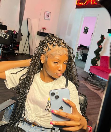 Bohemian Soft Locs, Bohemian Locs, Soft Locs, Summer Braids, Dyed Natural Hair, Pretty Braided Hairstyles, Dope Hairstyles, Hairstyle Look, Business Hairstyles