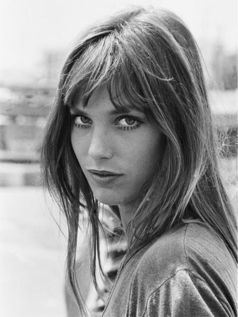 Jane Birkin hair 70s Hair Styles, 70s Hair, Change Hair, Serge Gainsbourg, Fringe Bangs, Hair Icon, Jane Birkin, Jairzinho, Good Hair Day