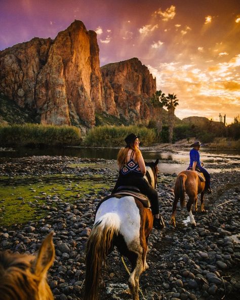 Halfway through our sunset horseback ride in the desert, our guide’s horse suddenly refused to keep walking without a lot of coaxing. “He’s new and gets spooked easily”, our guide… The post Horseback Riding in Arizona: My Stunning Desert Sunset Trail Ride Near Mesa appeared first on Whimsy Soul. Horseback Riding Aesthetic, Cowgirl Photography, Desert Horse, Trail Riding Horses, Western Travel, Riding Stables, Trail Ride, Western Photography, Keep Walking