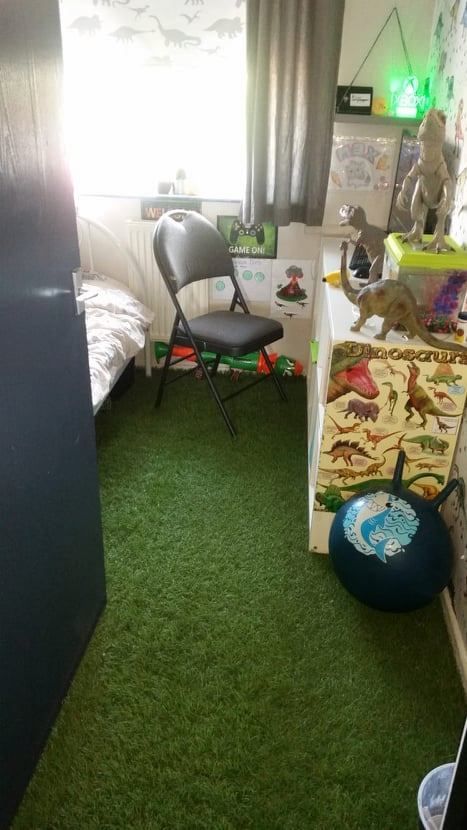 Savvy mum creates son's dream bedroom with Home Bargains' fake grass & parents say it's EASIER to clean than carpet Fake Grass Carpet Bedroom, Turf Carpet Bedroom, Fake Grass Rug Bedroom, Fake Grass In Bedroom, Turf Rug Bedroom, Carpet Grass Ideas, Fake Grass Bedroom, Turf In Bedroom, Indoor Grass Floor