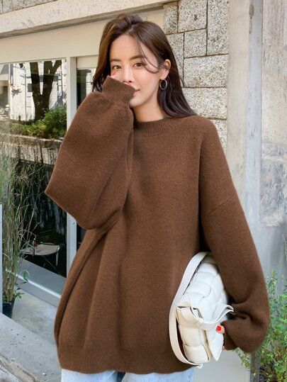 DAZY Solid Drop Shoulder Ribbed Knit Oversized Sweater | SHEIN USA Petite Style Outfits, Knit Sweater Outfit, Modest Casual Outfits, Jumper Outfit, Oversized Sweater Women, Pullover Mode, Style Inspiration Casual, Pullover Outfit, Simple Pakistani Dresses