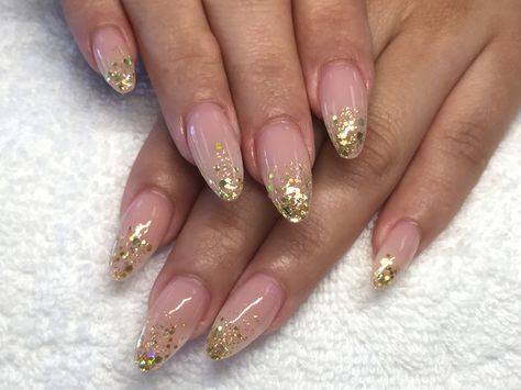 Gold Glitter Swirl Nails, Clear Nails With Gold Glitter, Clear Nails Gold Flakes, Gold Foil Accent Nails, Glitter Gold Tip Nails, Gold Tipped Acrylic Nails, Coffin Acrylic Nails Gold, Natural And Gold Nails, Gold Flake Almond Nails