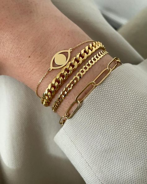 Give the gift of timeless elegance this Mother’s Day with our Colette Miami Cuban Link bracelet made with solid gold. Crafted to be an heirloom piece, it’s a perfect symbol of love and appreciation. Enjoy 20% OFF using discount code: MOM24 at checkout🤍 #bluxury #mothersdaygift #mothersdaygiftideas #giftsforher #mothersdaysale #engravedgifts #diamondgifts #personalizedgifts #customizedgifts #jewelryforher #jewelrygiftsforher #jewelrygifts #giftsformom #jewelrygifts #giftsformoms #cubanlinkb... Fall Jewelry Trends, Wrist Stack, Cuban Link Bracelet, Wrist Stacks, Miami Cuban Link, Classic Bracelets, Miami Cuban, Jewelry Personalized, Tennis Necklace