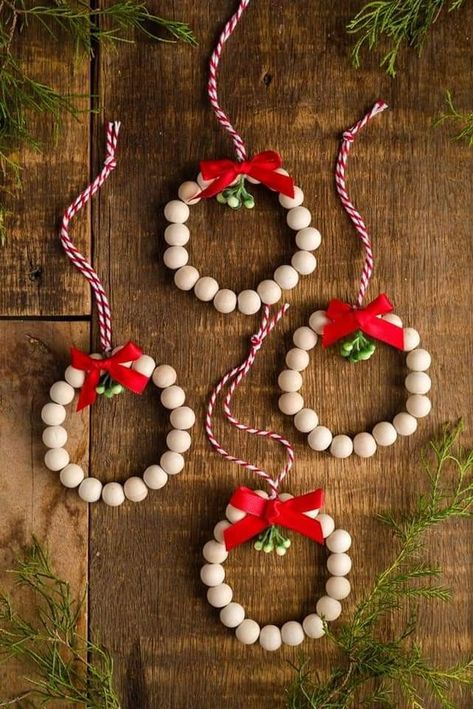 Homemade Ornaments Diy, Easy Crafts For Holidays, Bead Snowman Ornament Diy, Mini Wood Bead Wreath Diy, Paper Bead Ornaments Diy, Wood Bead Wreath Ornament, Craft With Wooden Beads, Wooden Ball Ornaments Diy Christmas, Wooden Bead Christmas Tree Ornaments