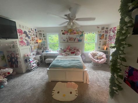 Neat Aesthetic Room, Dr Room Ideas, Girly Anime Room, Sanrio Themed Bedroom, Cute Room Anime, Anime Rooms Bedrooms, Calm Room Ideas Bedrooms, 2 Beds In One Room Ideas Aesthetic, Room Ideas Sanrio