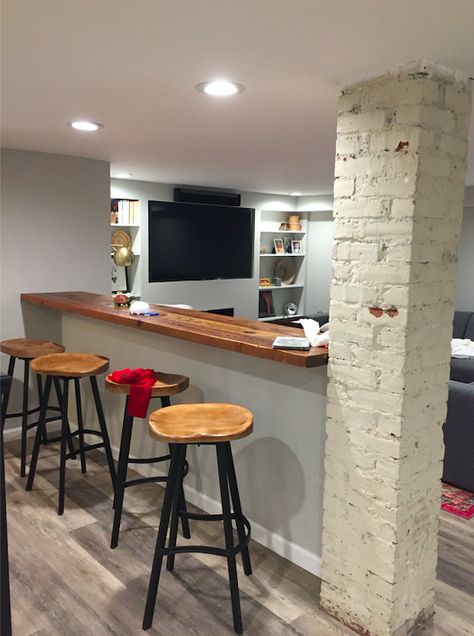 Half wall bar top Kitchen Bar Counter Ideas Half Walls, Half Wall Bar Ideas, Half Wall Kitchen Living Room Divider, Half Wall Countertop Bar, Half Wall Basement Ideas, Pony Wall Bar, Kitchen Breakfast Bar Ideas Half Walls, Half Wall Basement, Half Wall Bar Top