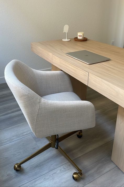 Chunky Desk, Light Wood Office Desk, Light Oak Desk, White Oak Desk, Acacia Wood Desk, Light Wood Desk, Timber Desk, Cerused Wood, Wooden Office Desk