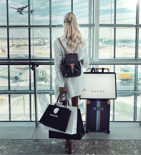 Chanel Gucci lux lifestyle luxury girl bags luggage airplane Lux Lifestyle Aesthetic, Shopping Trip Aesthetic, Luxury Girl Aesthetic, Lux Lifestyle, Luxury Lifestyle Travel, Luxury Lifestyle Couple, Luxury Lifestyle Girly, Luxury Lifestyle Fashion, Luxury Lifestyle Women