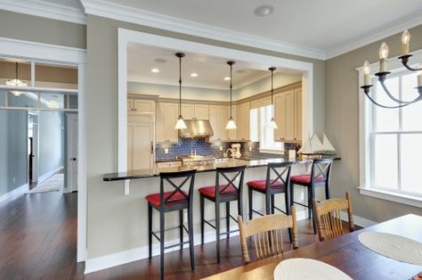 open area between kitchen & dining room with bar seating Half Wall Kitchen, Kitchen Pass Through, Kitchen Open Concept, Kitchen Pass, Futurist Architecture, Kitchen Ikea, Half Walls, Breakfast Bar Kitchen, Room Renovation