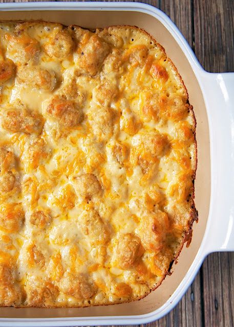 French Onion Tater Tot Casserole Recipe - tater tots, french onion dip, cream of chicken soup, cheese - LOVE this casserole! Can make ahead and freezer for later. You can even split it between two foil pans - one for now and one for the freezer. Super easy side dish with only 4 ingredients that tastes great! #tatertot #casserole #sidedish Tator Tot Recipe, Tot Casserole Recipes, Comforting Recipes, Oven Bakes, Soup Cheese, Tater Tot Casserole Recipe, Tater Tot Casserole Recipes, Drunken Noodles, French Onion Dip