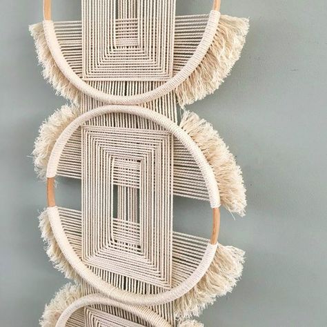 The beauty of fiber art is captured with these handmade modern wall hangings.  Three macrame circles are captured in a bold way with these modern wall hangings. The wall hangings will make a dramatic statement in any space and give any wall an art gallery feel.  Embrace the bold and modern look of fiber art.  DETAILS A Art Macramé, Macrame Tapestry, Large Macrame, Wall Hanging Diy, Macrame Wall Art, Boho Macrame, Macrame Ideas, Macrame Knots, Macrame Art