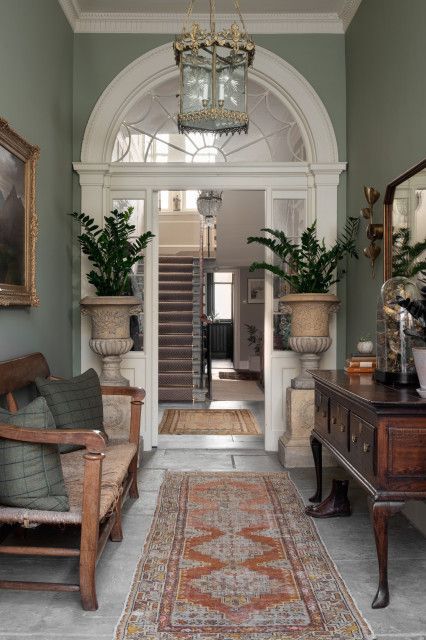 Garden Concept, Georgian Interiors, Aesthetic Interior Design, Backyard Gardens, Georgian House, Aesthetic Interior, Hallway Designs, Gorgeous Interiors, Home Office Inspiration