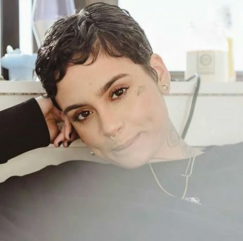 pinterest: @alesandrarose Kehlani Short Hair, Kehlani Photoshoot, Kehlani Hair, Finger Waves Short Hair, College Hairstyles, Pixie Haircut Styles, Curly Pixie Hairstyles, Natural Hair Short Cuts, Short Hair Pixie Cuts