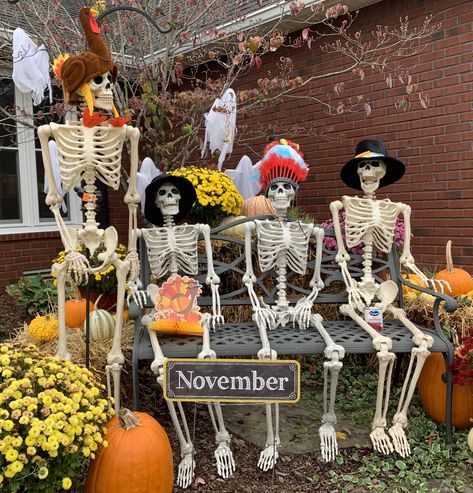 Happy Thanksgiving! Skeleton Thanksgiving, Thanksgiving Skeleton Ideas, Thanksgiving Skeleton, Giant Skeleton, Christmas Decor Trends, Skeleton Costume, Halloween Garden, Skeleton Decorations, Halloween Yard Decorations