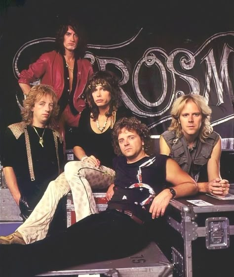 Aerosmith 1970s, Aerosmith 70s, Stephen Tyler, Tyler Aerosmith, Steven Tyler Aerosmith, Bye Bye Baby, Playlist Covers Photos, Joe Perry, Classic Rock Bands