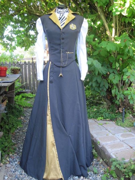 Vintage Hufflepuff, Slytherin Colors, Hufflepuff Dress, Hufflepuff Uniform, Hufflepuff Outfit, Steampunk Inspiration, Hogwarts Uniform, Ladies Vest, Hufflepuff Pride