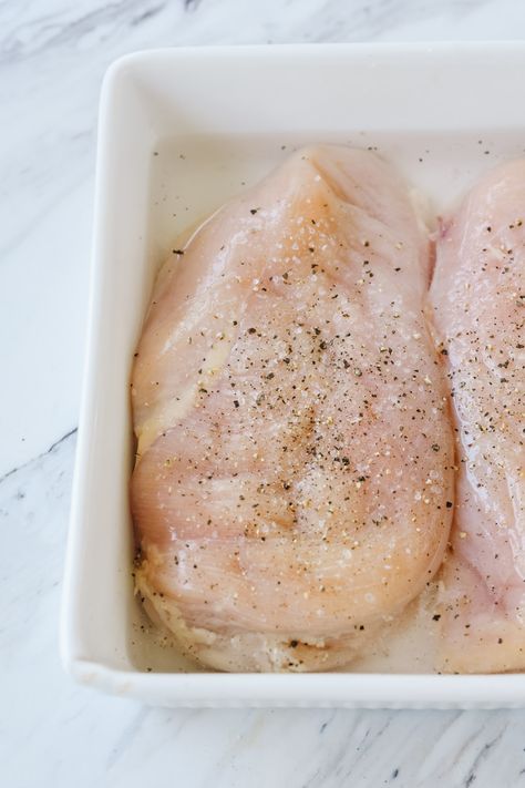 Microwave Chicken Breast, Best Way To Cook Chicken For Shredding, Cook Chicken For Shredding, Easy Microwave Meals, Cooking Chicken Breast For Shredding, Baked Chicken Breast For Shredding, Microwave Chicken Recipes, Microwave Dinner, Dorm Meals