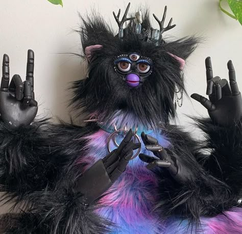 Results for quiz Which Strange Aeons Cinematic Universe Character Are You? Long Furby Aesthetic, Long Furby Cursed, Cursed Furby Aesthetic, Cursed Furby, Custom Furby, Strange Aeons, Long Furby, Cursed Objects, Doll Repaint