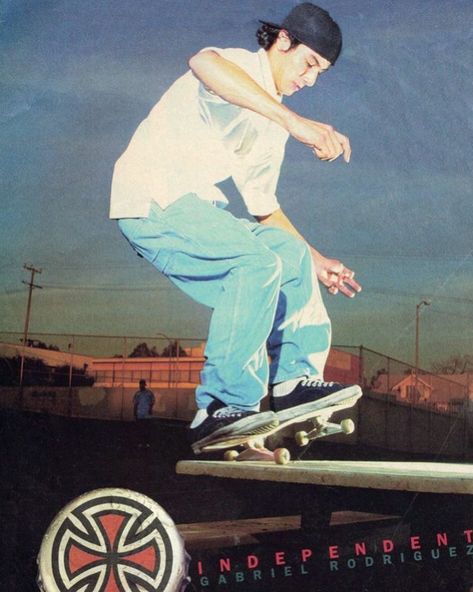 80s Skater Aesthetic, 80s Skater, Retro Skateboard, Boy Skater, Skateboard Photos, Skateboard Pictures, Deck Art, Jason Lee, Skate Photos