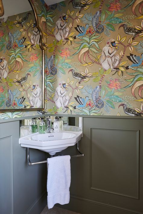 Cloakroom Toilet Downstairs Loo, Cloakroom Wallpaper, Wood Panel Bathroom, Wallpaper Toilet, Cloakroom Ideas, Panelled Walls, Small Downstairs Toilet, Cloakroom Toilet, Downstairs Cloakroom