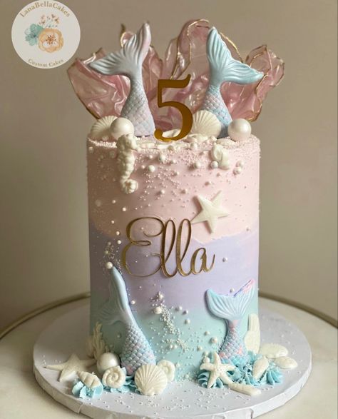 Mermaid One Year Birthday Cake, Mermaid Cake With Bubbles, Purple Mermaid Birthday Cake, Mermaid Pastel Cake, Minimal Mermaid Cake, 5 Year Birthday Cake Ideas, Elegant Mermaid Cake, Boho Mermaid Cake, Siren Cake