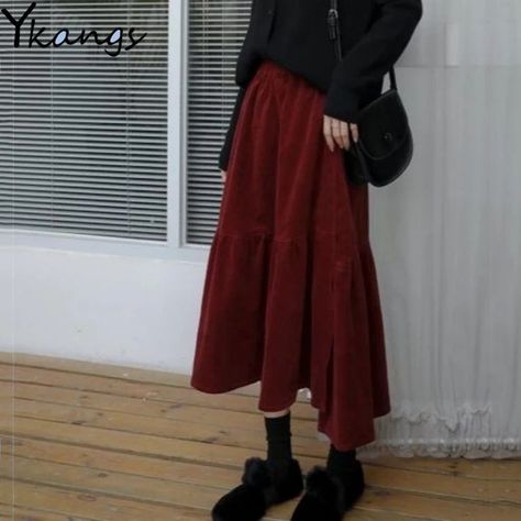 plus midi skirt Red Pleated Skirt Outfit Winter, Red Pleated Skirt Outfit, Corduroy Skirt Outfit, Pleated Skirt Plus Size, Plus Size Autumn, Red Pleated Skirt, Long A Line Skirt, High Waist Long Skirt, Cheap Skirts