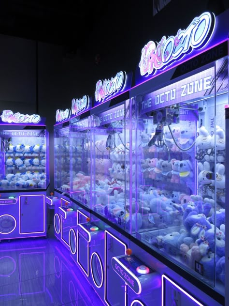 #clawmachine #lights #purple #stuffedanimal #fyp #picoftheday Claw Machine Aesthetic, Aesthetic Subliminal, Arcade Claw Machine, Pool Hall, Purple Y2k, Pool Halls, Claw Machine, Silver Wolf, Amusement Park